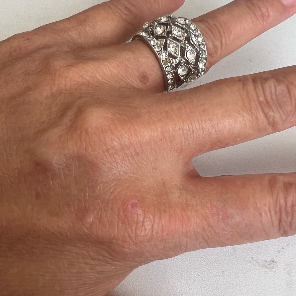 Elegant Silver Diamond Ring